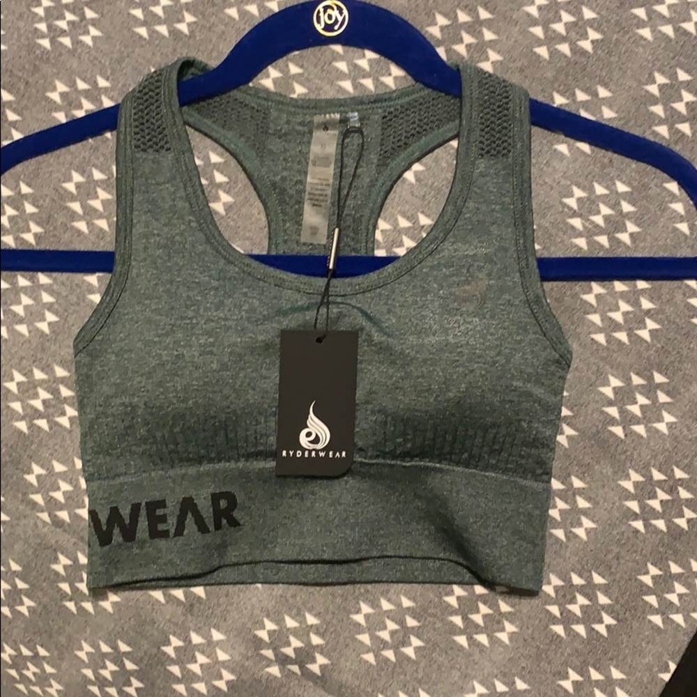 Sports bra